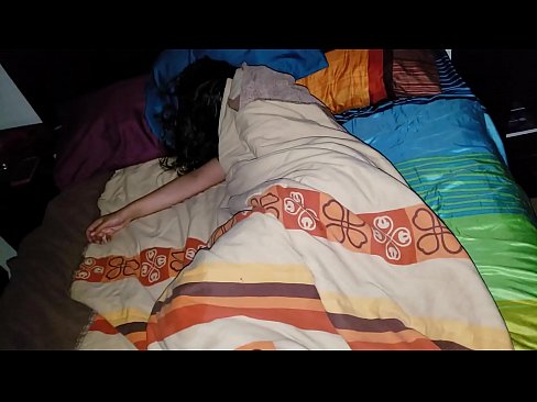 ❤️ Stiefseun berispe sy jong stiefma terwyl sy slaap. ️ Russiese pornografie op af.muitohentai.ru